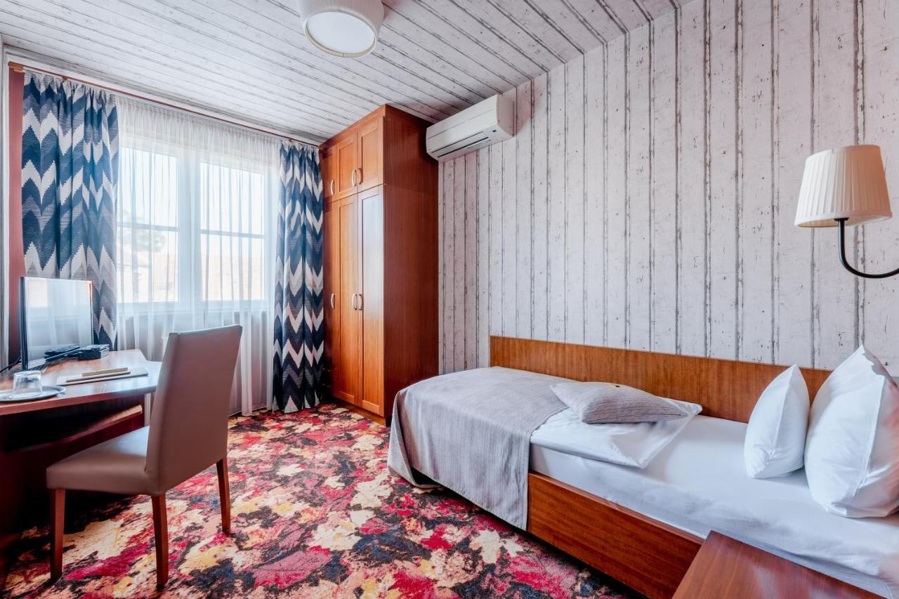 Hotel Lajta Park Mosonmagyaróvár Εξωτερικό φωτογραφία