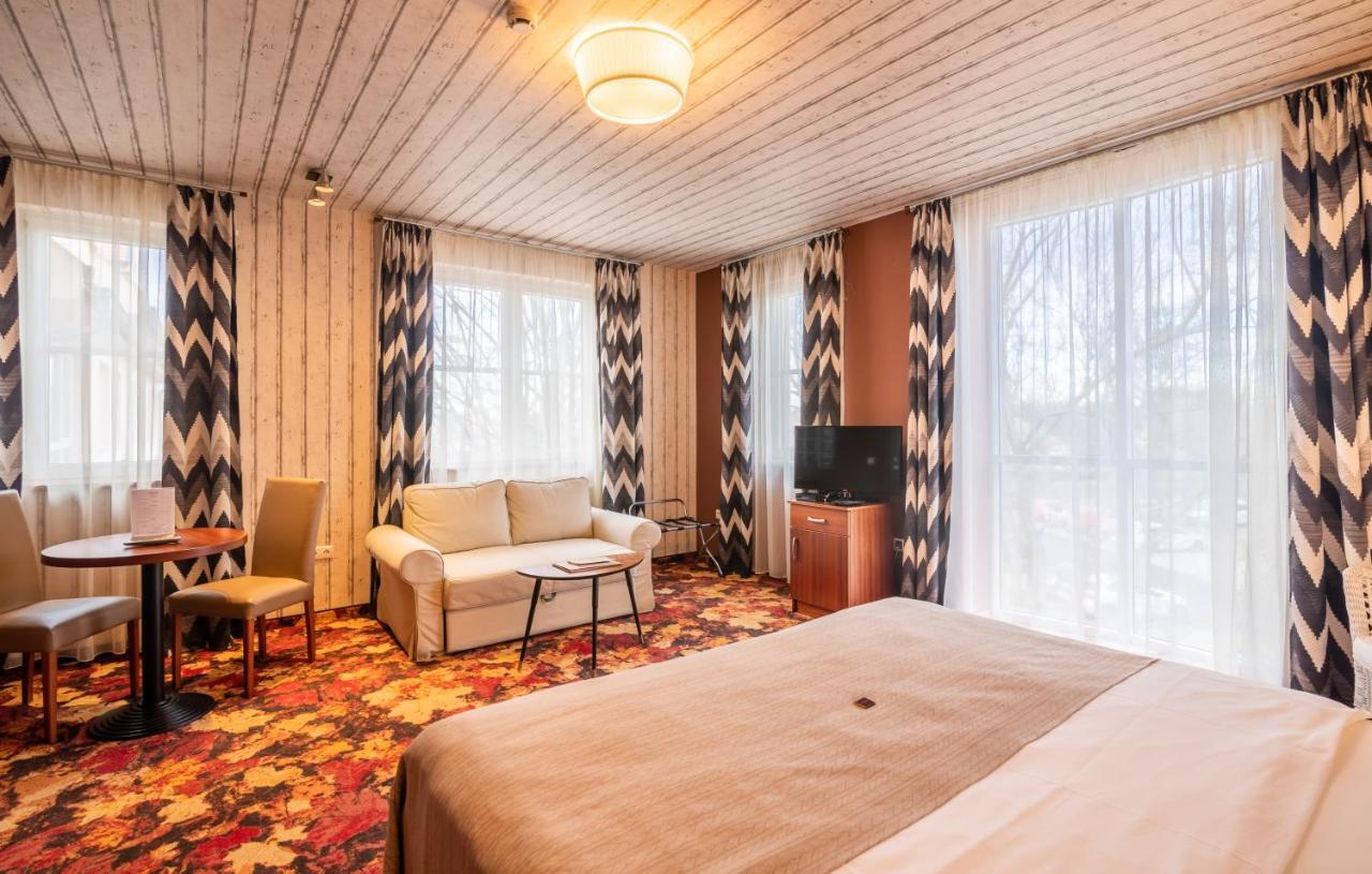 Hotel Lajta Park Mosonmagyaróvár Εξωτερικό φωτογραφία