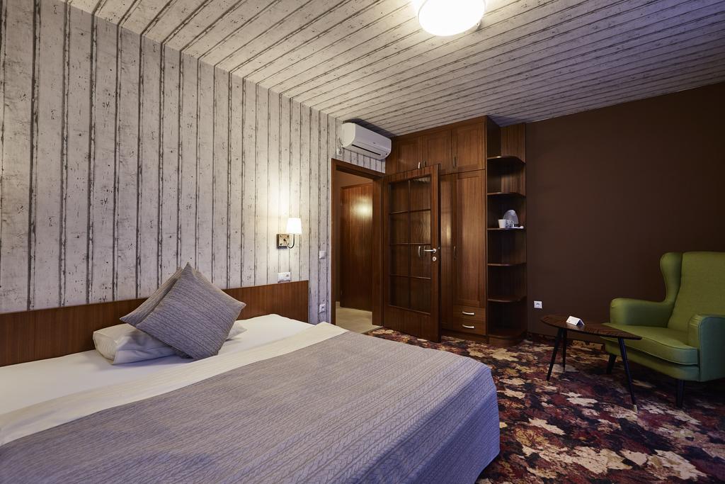 Hotel Lajta Park Mosonmagyaróvár Εξωτερικό φωτογραφία