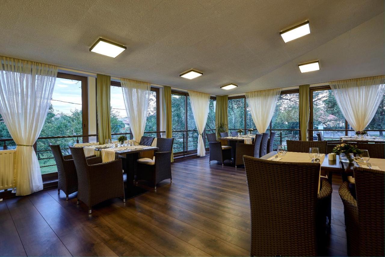 Hotel Lajta Park Mosonmagyaróvár Εξωτερικό φωτογραφία